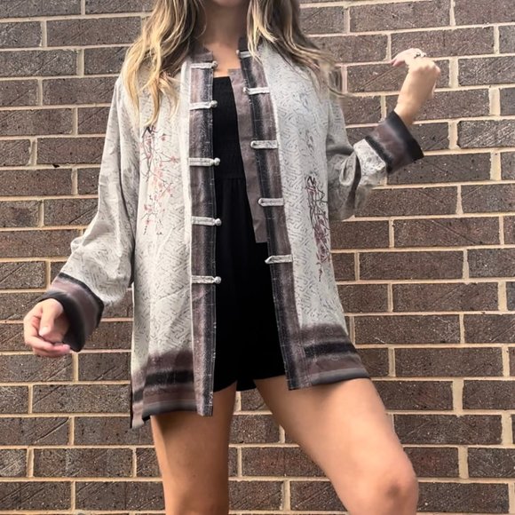 Chico's Design 100% Silk Tunic Top Asian Style Size 2 M/L - Picture 5 of 16